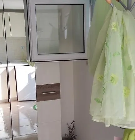 Miriam Karol شقة *