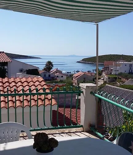 Miriam Karol Apartmán *