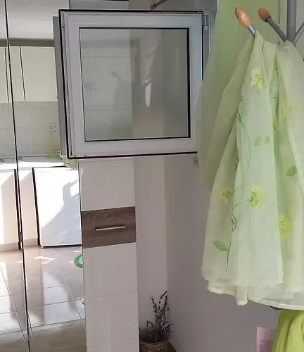 Miriam Karol Apartmán *